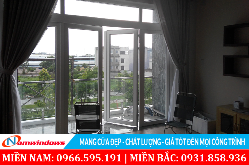 Mẫu 51: Cửa chính 4 cánh dòng phổ thông lầu 2