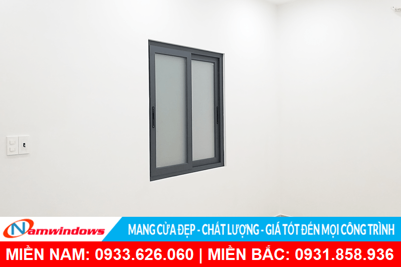 Cửa trượt Xingfa màu xám