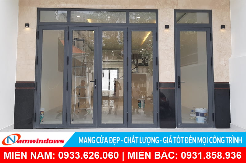 Cửa nhôm xingfa 4 cánh dành cho mặt tiền
