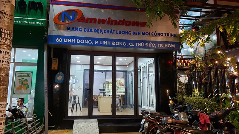 Showroom Linh Đông