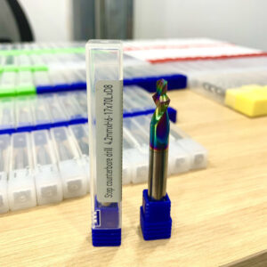 Mũi khoan phay roa nhôm nội thất 4.2x17x8x70mm