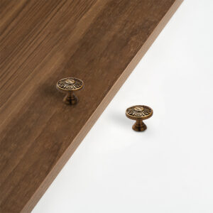 Tay núm tủ kẽm IVAN 10109.001 CF cafe vàng