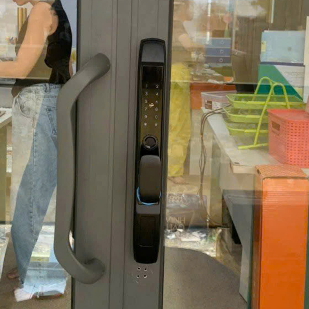 Khóa vân tay cửa lùa KVT016-S30G màu đen