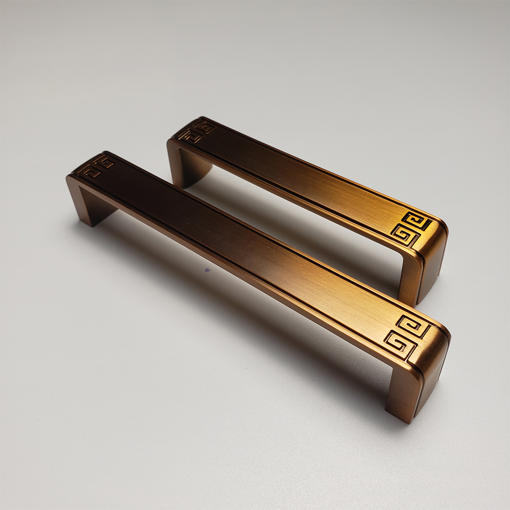 Tay nắm tủ hợp kim TN051