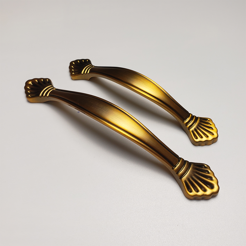 Tay nắm tủ hợp kim TN054