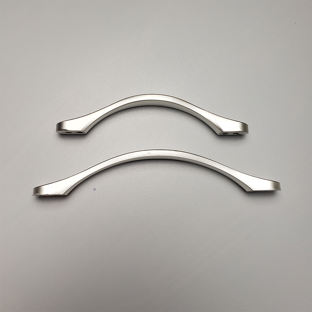 Tay nắm tủ hợp kim TN055