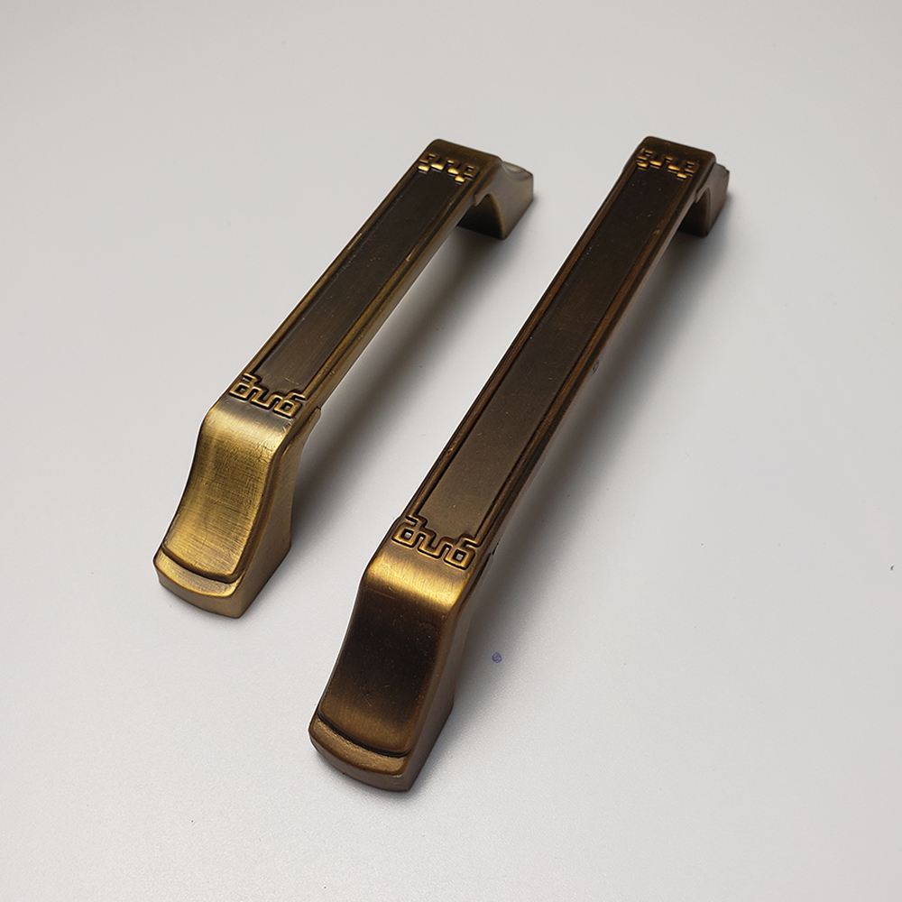 Tay nắm tủ hợp kim TN058