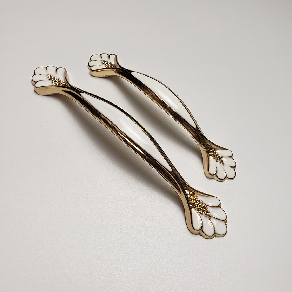 Tay nắm tủ hợp kim TN060