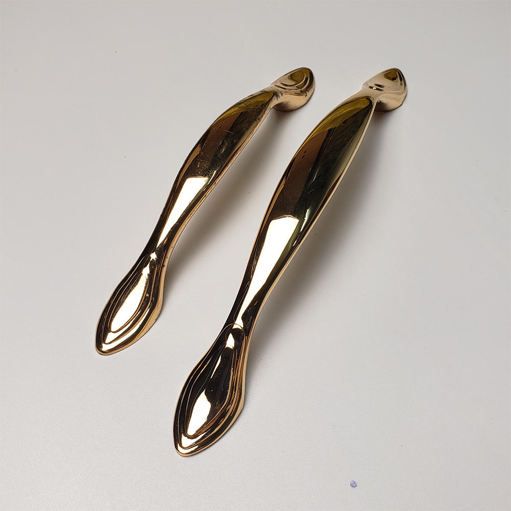 Tay nắm tủ hợp kim TN065