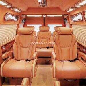 Rèm tổ ong che cửa kính xe khách